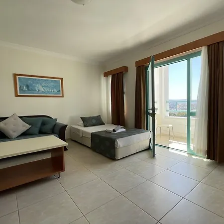 Afytos Hotel 3*